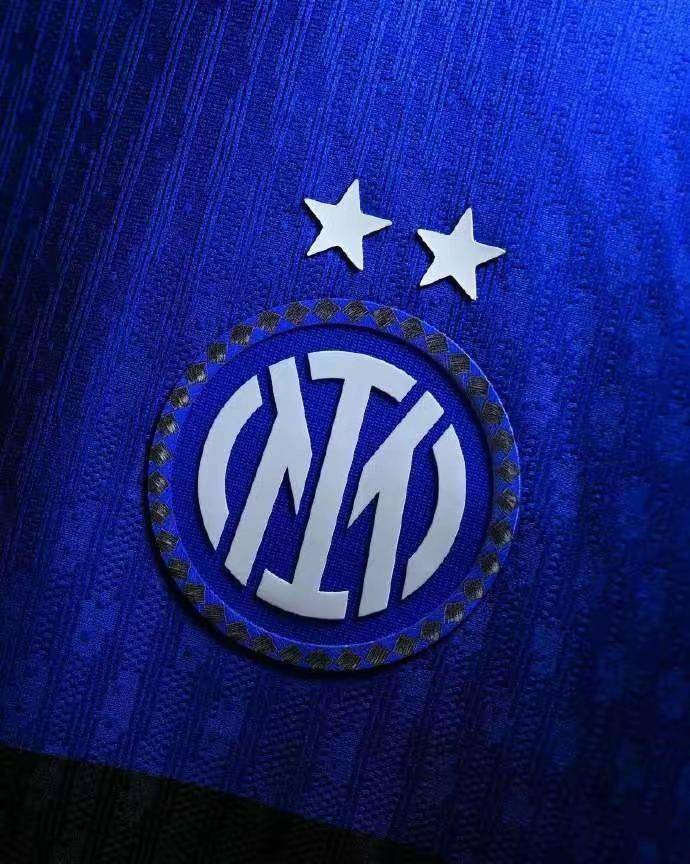 意甲格局剧变！七强集体暴跌，唯有米兰逆天改写历史！